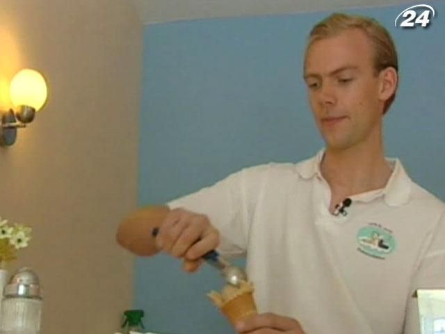 Нико Роберт - кондитер, который колдует с мороженым Нико Роберт - кондитер, который колдует с мороженым