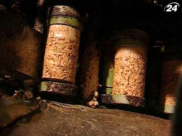 Як виготовляють корки для вина (ВІДЕО) Як виготовляють корки для вина (ВІДЕО)