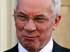 Ми не гірші за Норвегію, – Азаров