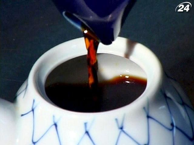 Как готовят вкусный соевый соус (ВИДЕО) Как готовят вкусный соевый соус (ВИДЕО)