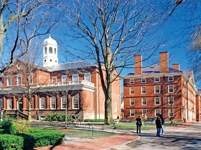 В американском колледже застрелили трех человек В американском колледже застрелили трех человек