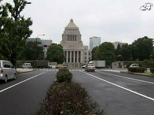 Япония приостановила реализацию 35 нецелевых проектов