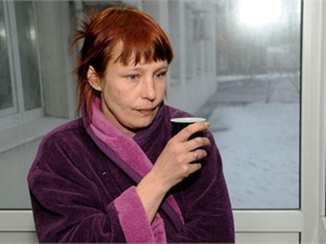 Мать Оксаны Макар мечтает об унитазе, как у Януковича