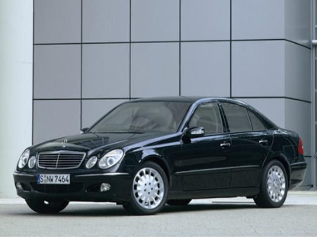 Для бронированных авто Азарова купили зимнюю резину по 26 тыс за колесо Для бронированных авто Азарова купили зимнюю резину по 26 тыс за колесо