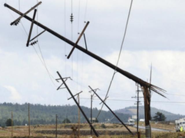 Непогода в Одесской обесточила 35 населенных пунктов Непогода в Одесской обесточила 35 населенных пунктов