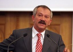 Пинзеник: Чтобы выполнить бюджет, год надо продлить на полтора месяца