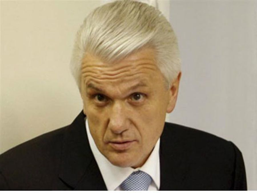 Литвин запевнив, що нардепи квартир не отримають Литвин запевнив, що нардепи квартир не отримають