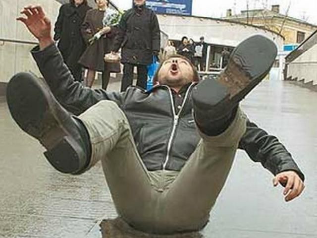 На завтра синоптики обещают гололед и мокрый снег На завтра синоптики обещают гололед и мокрый снег