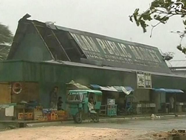 На Філіппіни обрушився тайфун "Пабло"