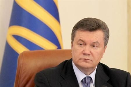 Янукович: Діти-сироти часто пишуть мені про те, що їм ніде жити