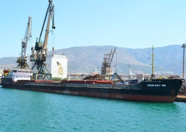 Возле Стамбула затонул сухогруз с 11 украинцами на борту
