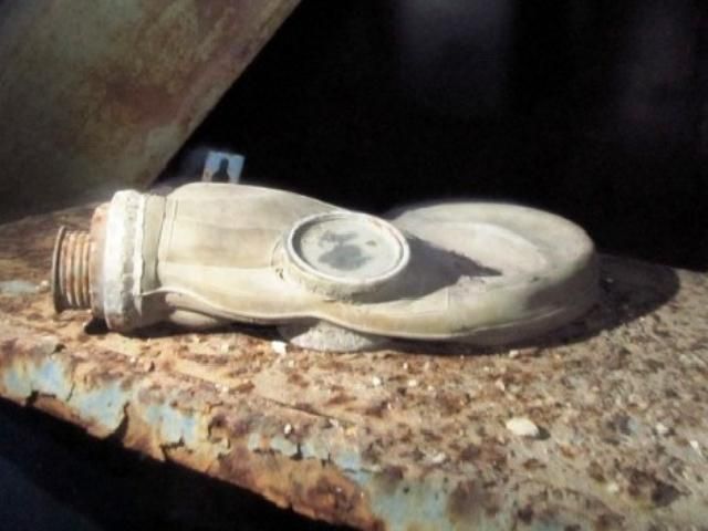 Жителі Сум цікавляться квитками у бомбосховища на кінець світу Жителі Сум цікавляться квитками у бомбосховища на кінець світу