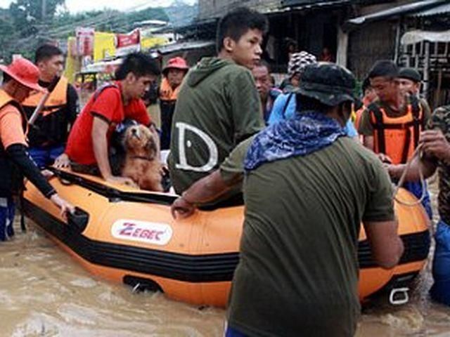 Внаслідок тайфуну на Філіппінах загинуло понад 270 осіб
