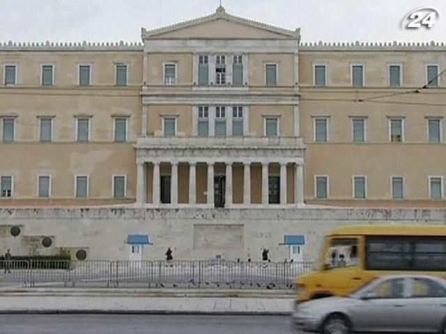 Standard & Poor's понизило рейтинг Греции до уровня выборочного дефолта Standard & Poor's понизило рейтинг Греции до уровня выборочного дефолта