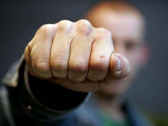 У масовій бійці через дівчину загинув іноземний студент У масовій бійці через дівчину загинув іноземний студент