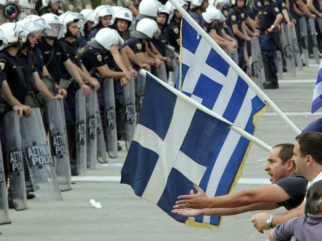 У Греції в сутичці зіткнулися студенти та міліція 