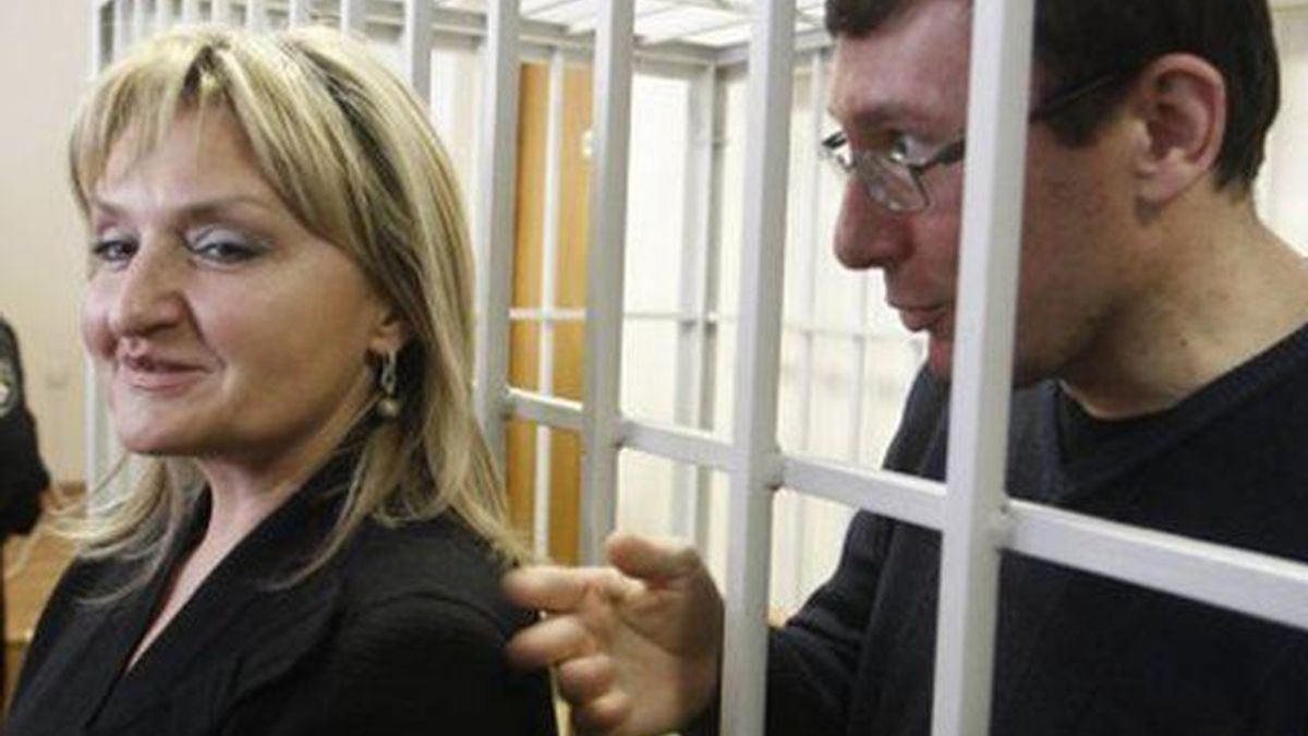 Луценко несколько дней будет консультироваться с независимыми украинскими врачами Луценко несколько дней будет консультироваться с независимыми украинскими врачами