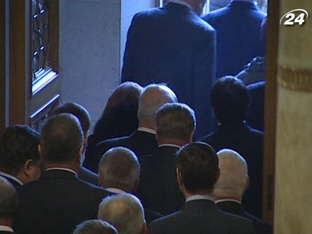 Итог дня: Верховная Рада VI созыва осталась в истории Итог дня: Верховная Рада VI созыва осталась в истории