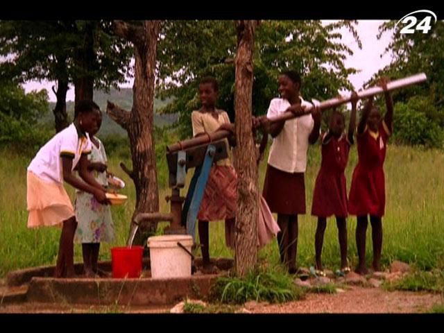 Зімбабве: труднощі впереміш з танцями Зімбабве: труднощі впереміш з танцями