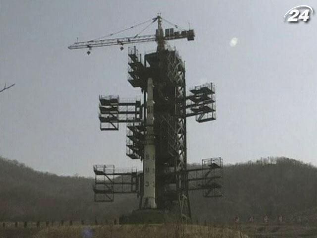 США скеровують кораблі до узбережжя КНДР, щоб слідкувати за запуском ракети США скеровують кораблі до узбережжя КНДР, щоб слідкувати за запуском ракети