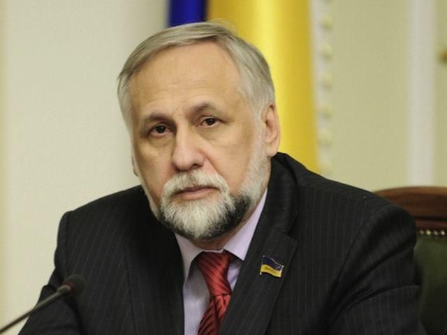 Нардеп Кармазин протестует, голодая в Верховной Раде Нардеп Кармазин протестует, голодая в Верховной Раде