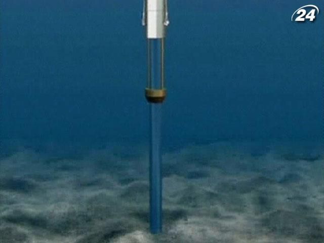 Британські вчені досліджують підземне озеро в Антарктиці Британські вчені досліджують підземне озеро в Антарктиці