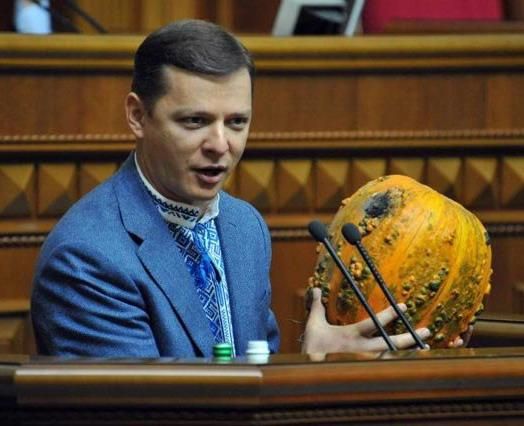 У Букінгемському палаці не захотіли чернігівської картоплі від Ляшка У Букінгемському палаці не захотіли чернігівської картоплі від Ляшка