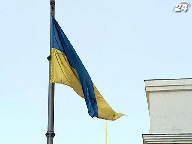 У наступному році Україна виплатить МВФ $6 млрд У наступному році Україна виплатить МВФ $6 млрд