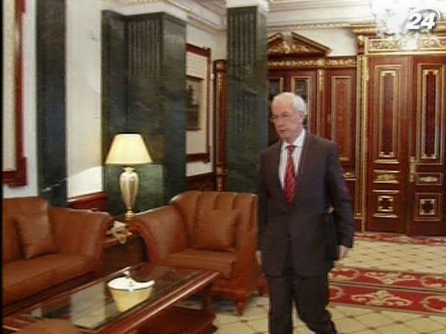 Азаров: Новий уряд сформують не раніше 13 грудня