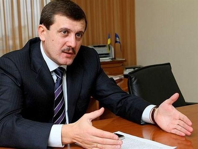 Нардеп хоче 200 тисяч за наклеп від районної газети