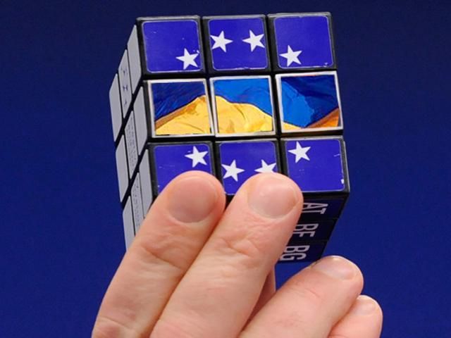 Насправді саміт Україна-ЄС відбудеться на початку 2013 року, а не влітку Насправді саміт Україна-ЄС відбудеться на початку 2013 року, а не влітку