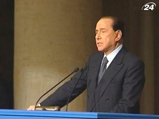 Берлускони обвинил Монти в "прогерманской" ​​политике