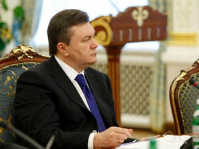 Янукович підписав закон про зміни до Регламенту ВР Янукович підписав закон про зміни до Регламенту ВР