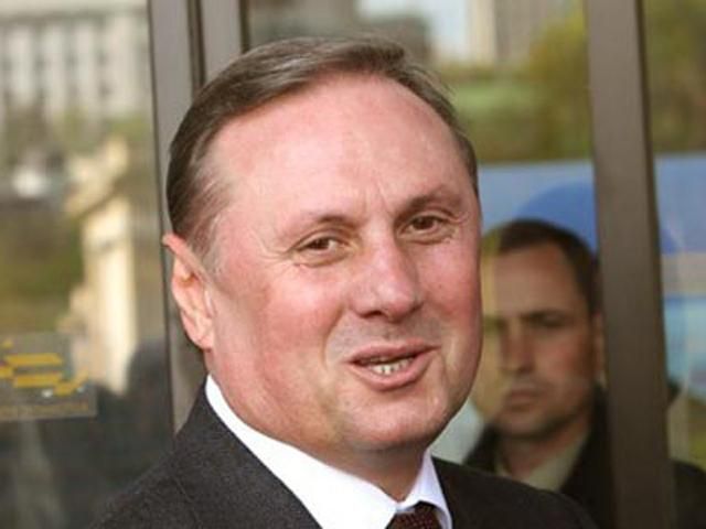 Ефремов: Завтра оппозиция даст Азарову стать премьером Ефремов: Завтра оппозиция даст Азарову стать премьером