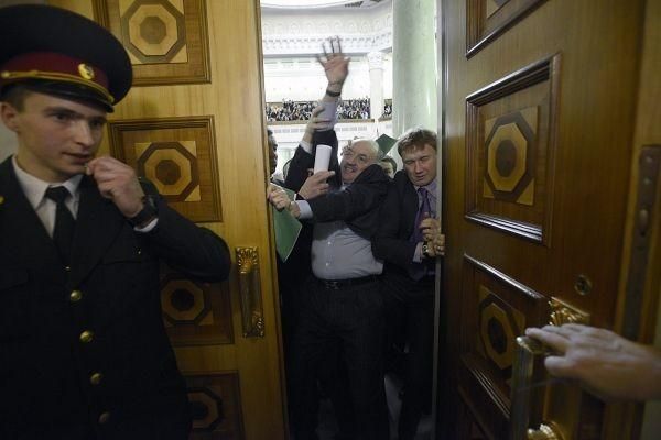 Эксперт: Бардак в Раде может продолжаться долго Эксперт: Бардак в Раде может продолжаться долго