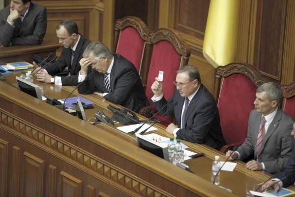 Ефремов: "Тушка" Табалов сдал карточку для голосования Ефремов: "Тушка" Табалов сдал карточку для голосования