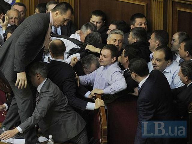 Страх і ненависть у Раді (Фото) Страх і ненависть у Раді (Фото)