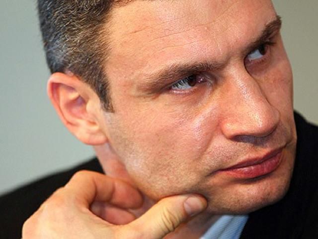 Кличко: На самовисуванців, які приєднуються до УДАРу, чиниться шалений тиск Кличко: На самовисуванців, які приєднуються до УДАРу, чиниться шалений тиск