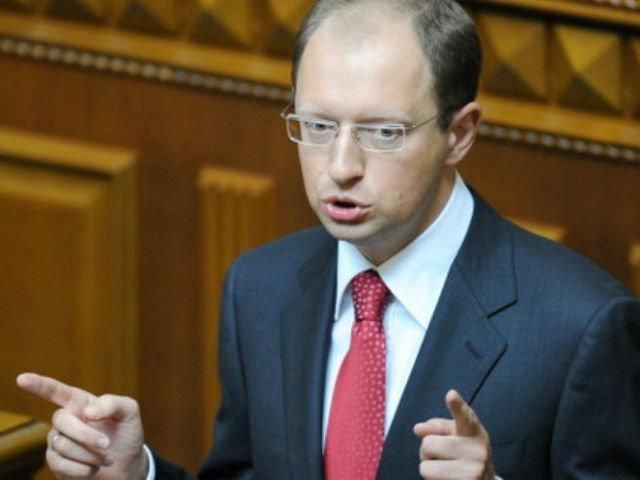 Яценюк требует проверки всех нарушений на выборах