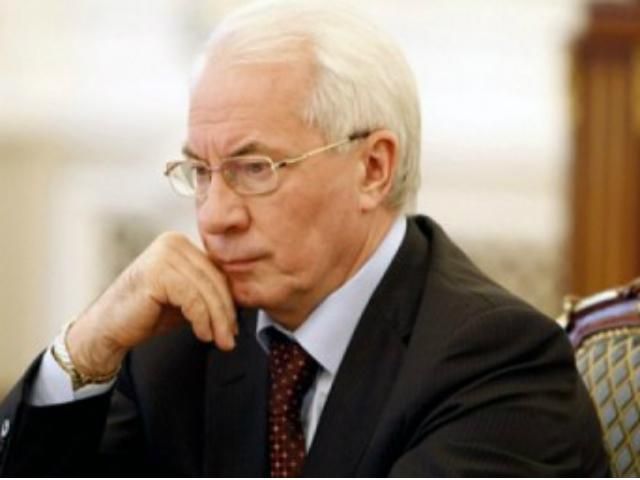 Азаров співчуває американському народу через трагедію в школі Азаров співчуває американському народу через трагедію в школі