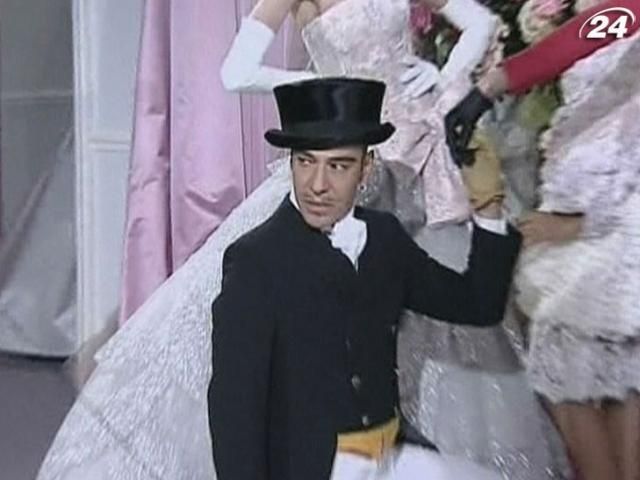 Скандальний дизайнер Джон Гальяно повертається у бізнес Скандальний дизайнер Джон Гальяно повертається у бізнес