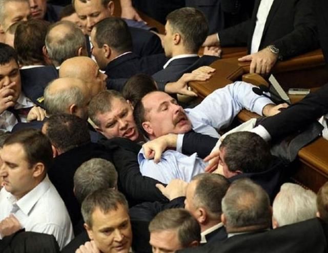 Неделя в фотографиях (Фото) - 15 декабря 2012 - Телеканал новин 24 Неделя в фотографиях (Фото) - 15 декабря 2012 - Телеканал новин 24