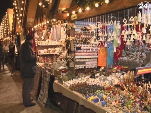 У Львові стартував різдвяний ярмарок У Львові стартував різдвяний ярмарок