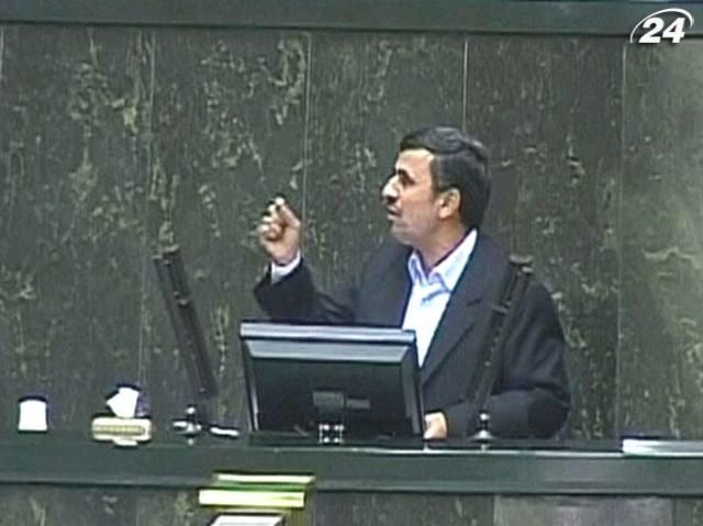 Президент Ірану просить грошей у військових Президент Ірану просить грошей у військових