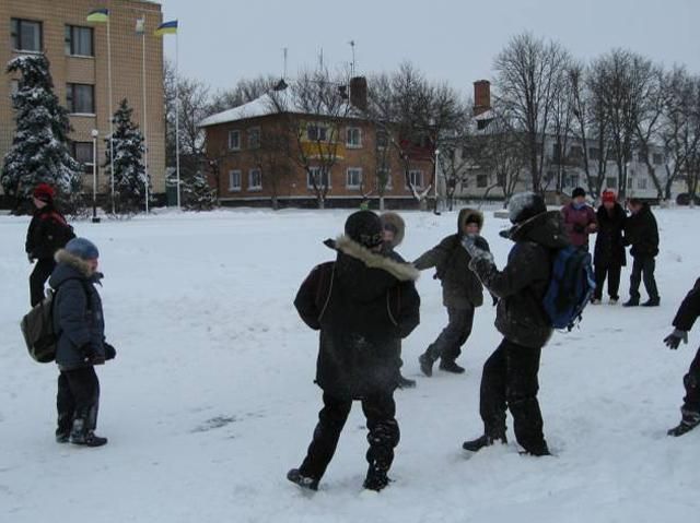 Тернопольские школьники завтра не пойдут в школу из-за снега