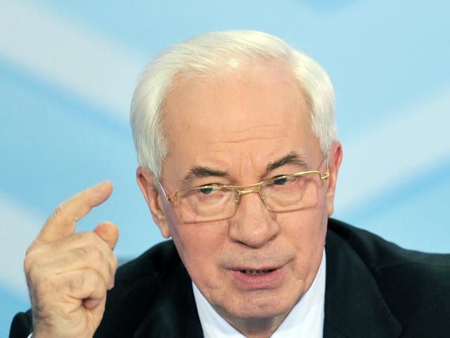 Азаров каже, що тарифи на ЖКГ не підвищаться Азаров каже, що тарифи на ЖКГ не підвищаться