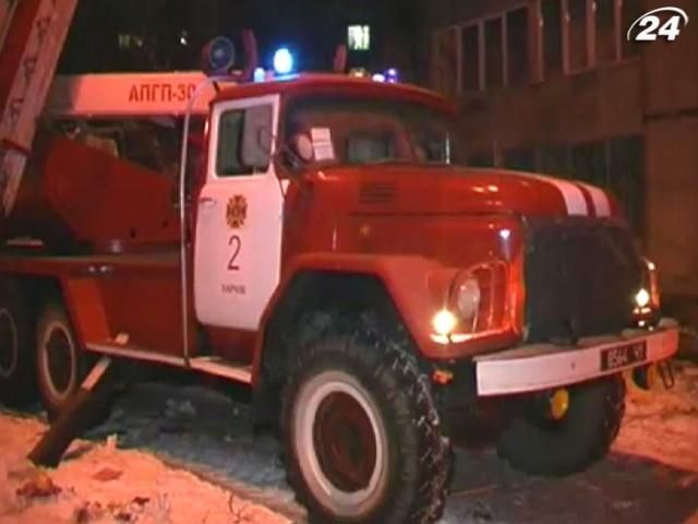 У Харкові затримали чоловіка, який приніс газовий балон у багатоповерхівку У Харкові затримали чоловіка, який приніс газовий балон у багатоповерхівку