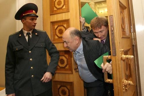 В перспективі "тушки" Табалови не дуже потрібні регіоналам, – експерт В перспективі "тушки" Табалови не дуже потрібні регіоналам, – експерт