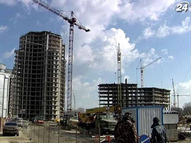 Підвищення штрафів за самовільне будівництво в Україні відклали Підвищення штрафів за самовільне будівництво в Україні відклали