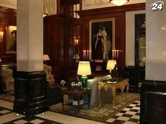 Готель Ritz не платить податки у Великобританії 17 років 